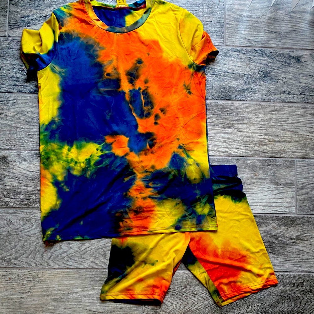 TieDye Biker shorts set
